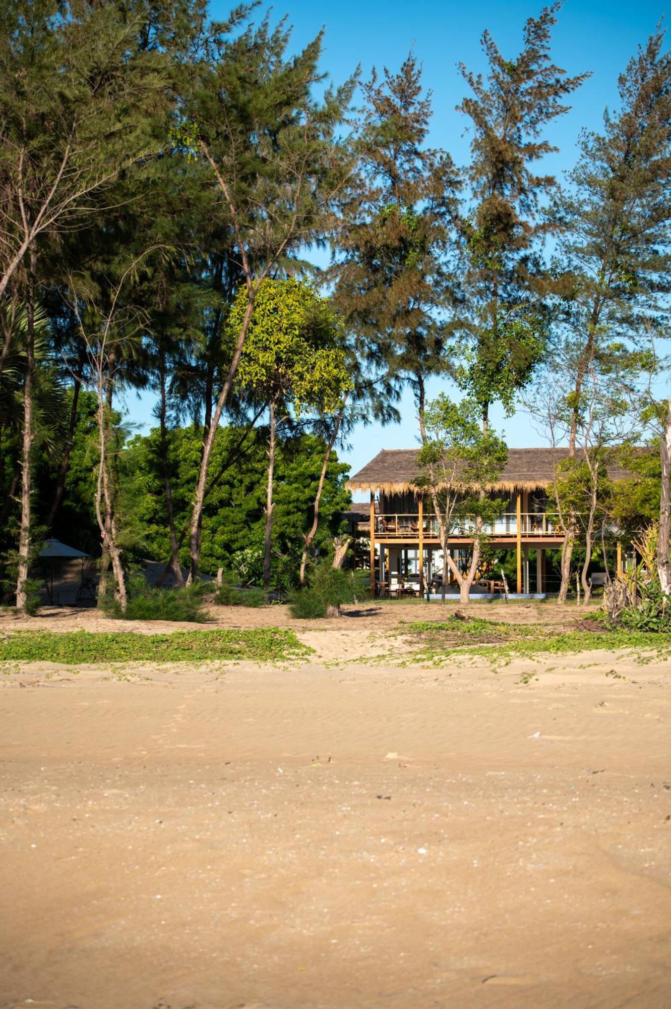 Niketh Villa Komari Arugambay Luaran gambar